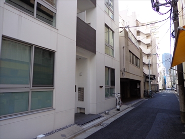 ホワイトキューブ入船 （WHITE CUBE）