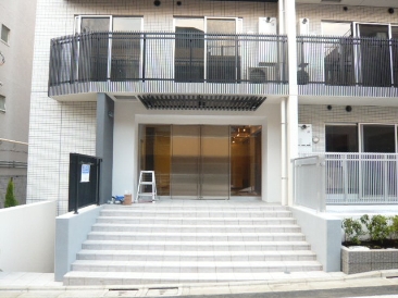 ライオンズフォーシア中野坂上　