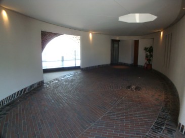 信濃町煉瓦館