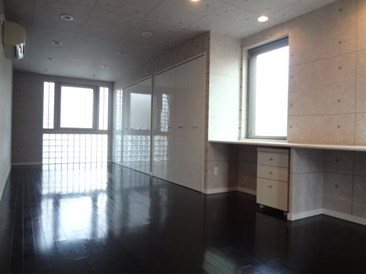 代々木三丁目戸建