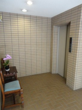 マヤ信濃町三番館