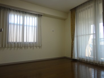 マヤ信濃町三番館