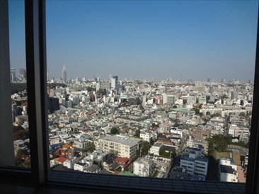 青山パークタワー