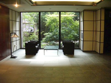パークアクシス青山骨董通り