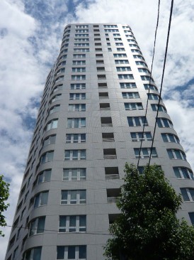 青山ザ・タワー