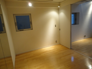 南青山STUDIO FLAT （南青山スタジオフラット）
