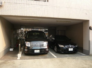 南青山コンパウンド