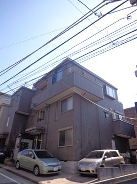 コリナス神宮前