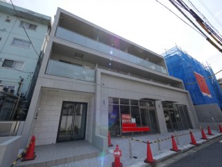 CANAHE FLATS（カナヘフラッツ）