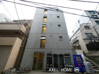 カルロ四谷　