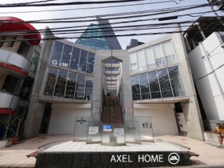 J₋Cube（店舗）