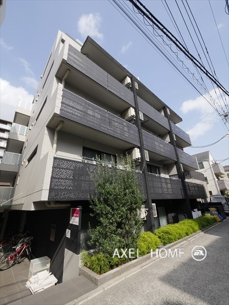 D．Lusso小石川
