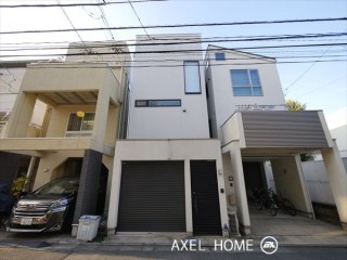 東京都港区元麻布戸建