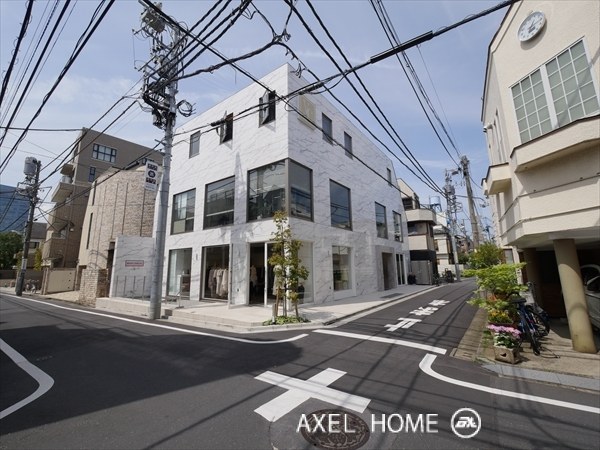 YC表参道第3ビル　(YC OMOTESANDO DAISAN BUILDING)　(店舗)