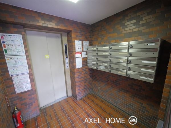 ハイツ新富町