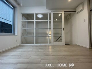 SIDEPLACE OMOTESANDO (サイドプレイス表参道)