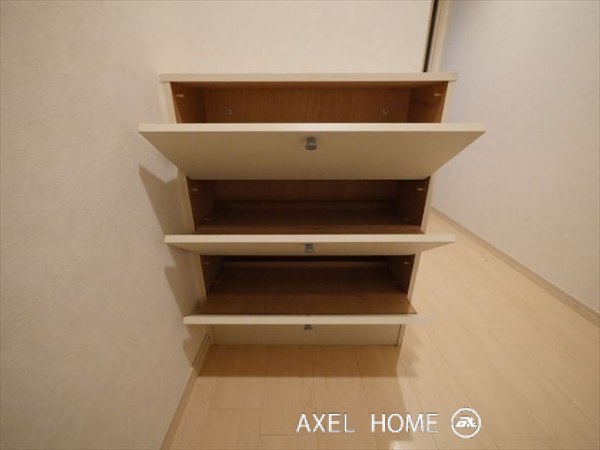 アムロゼッタ四ッ谷