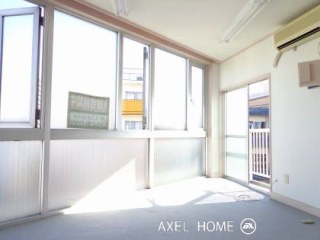 岩崎ビル　（事務所・店舗）