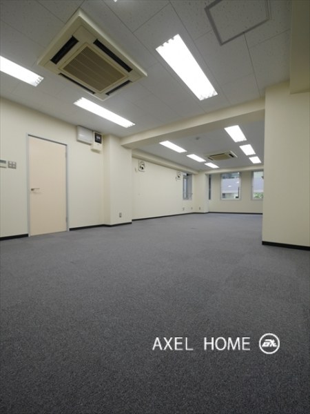 麹町3丁目ビル