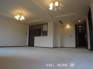 ロワヴェール市ヶ谷左内坂