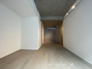 The Room 四谷大京町（ザルーム四谷大京町）