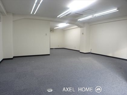 御苑イキビル　(事務所)