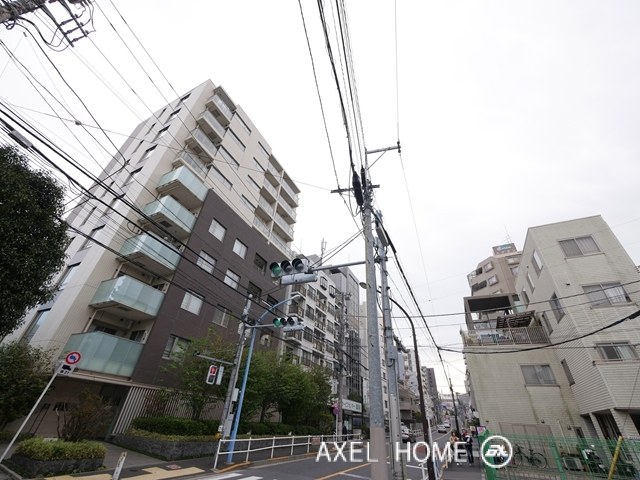 イニシアイオ新宿夏目坂