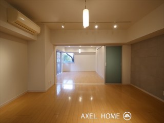チュリス氷川坂