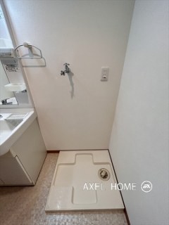 ヒルズ三栄町