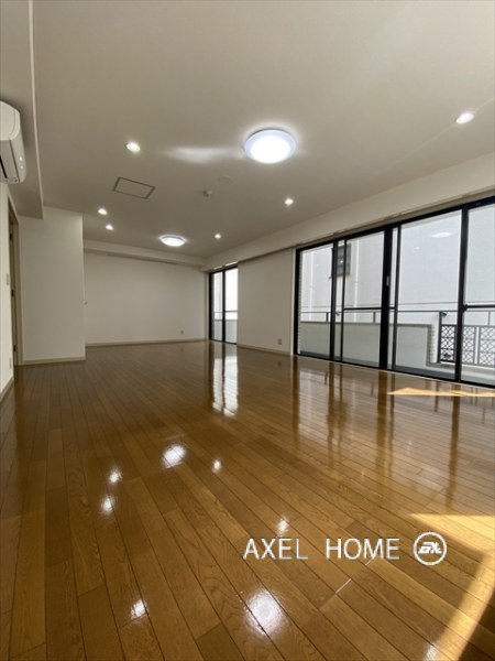 エクサス六番町