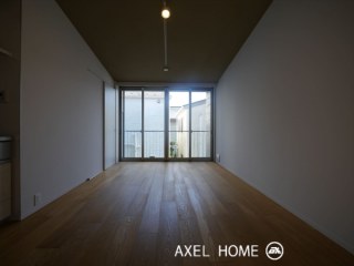 Apartment芳　（アパートメント芳）