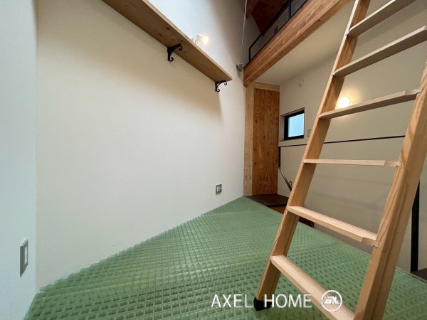 K HOUSE（ケイハウス）