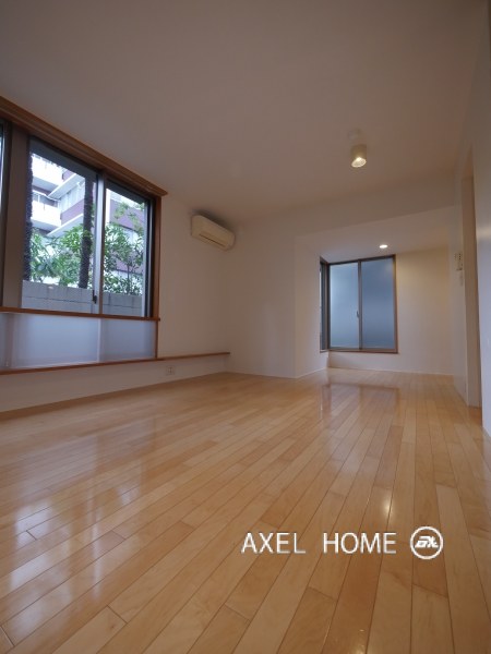 STUDIO D'ART, YOYOGI（ステゥディオダールヨヨギ）