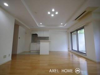 ファーストアパートメンツ三田