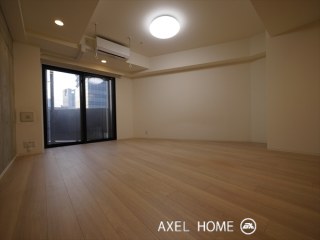 ZOOM新宿南First(ズーム新宿南ファースト)