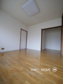 渡辺マンション　（住居・事務所）