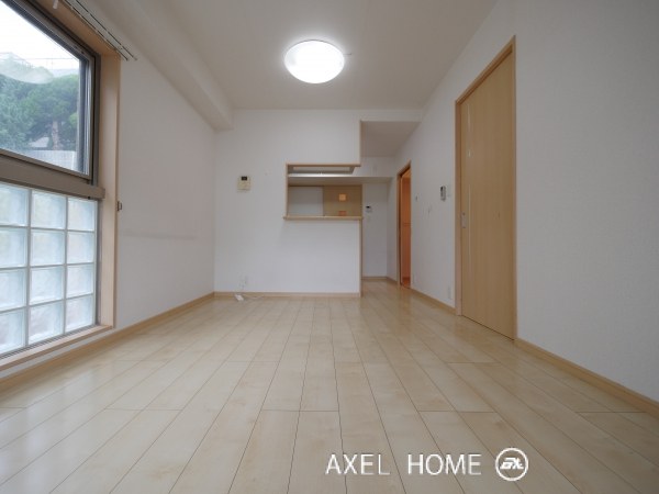 アヴニール神宮前