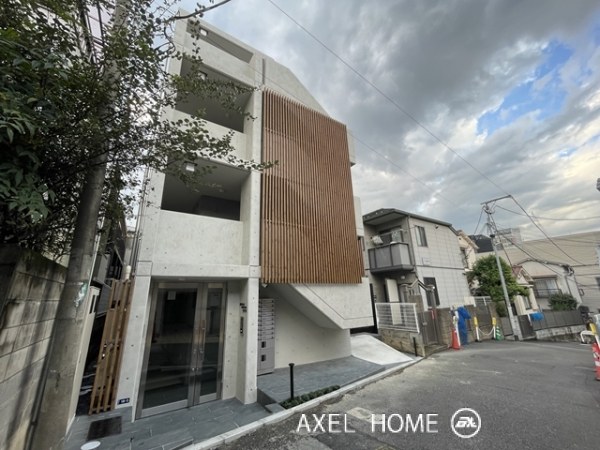 SIDEPLACE OMOTESANDO (サイドプレイス表参道)