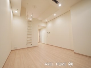 ラ・トゥール新宿グランド
