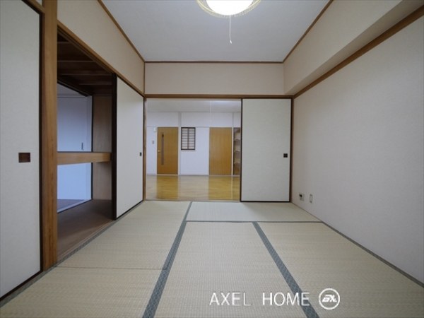 貝塚ビル
