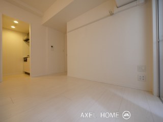 CRACIA新宿御苑前　（クレイシア新宿御苑前）