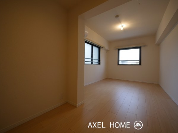 AKASAKA TM FLAT