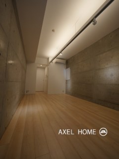 ZOOM都庁前(ズーム都庁前)　