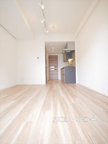 ワンルーフフラット月島　(ONE ROOF FLAT)