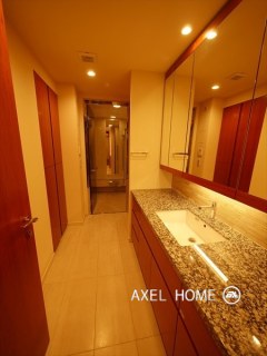 ブランズ六番町