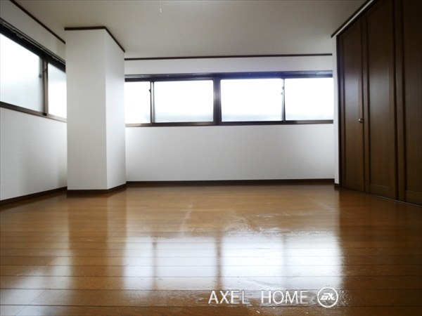 左門町住宅1号室