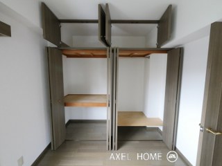 YOKOTAHOUSE (ヨコタハウス)