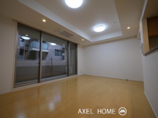 ライオンズガーデン四谷津の守坂