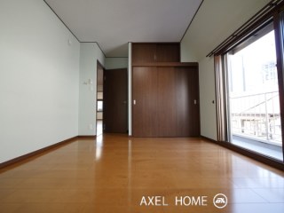 アーモンドハウス