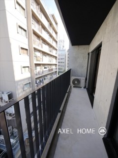 Bark Lane 新宿御苑前 （バークレーン新宿御苑前）
